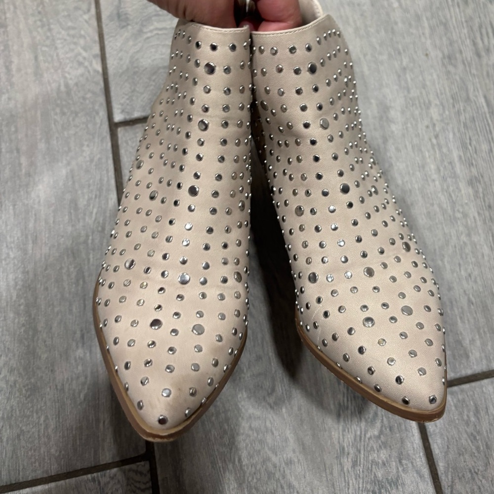 Altar'd State Yasmine Studded Western Style Booties Cream Women's Size 6 - Picture 3 of 9